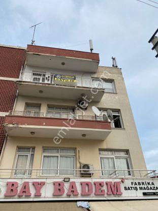 Ali Erdoğan'dan Gmk Bulvarı Üzeri Satılık 3+1 Masrafsız Daire