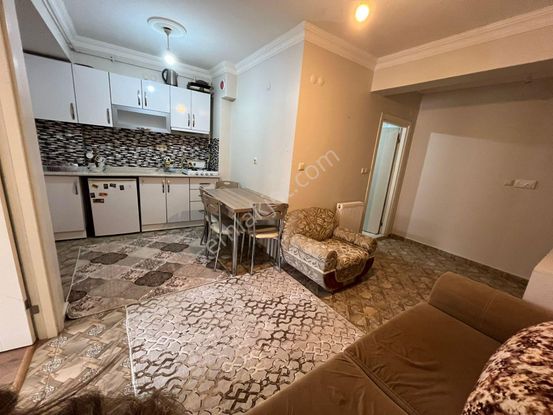 Büyükdere Tramway Önü Arakat Eşyalı Balkonlu 2+0 Daire Sk-8