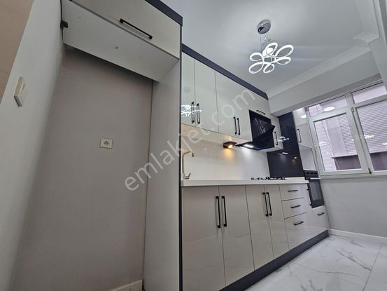 Cantan Emlaktan Akçay Merkezde Luks Yapılı Fırsat Daire