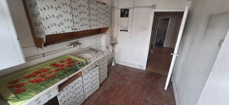 Mamak - Şafaktepe Mahallesinde Ön Cephe 1-3.katta 3+1 Satılık Daireler !!!