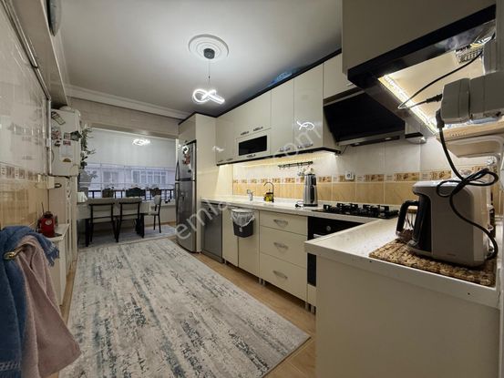 Atapark Mahallesi'nde Ara Katta Yapılı 3+1 Daire!