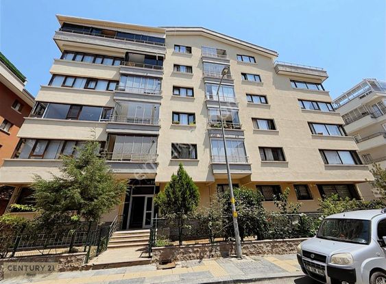 Cevizlidere Gökkuşağı Mahallesi 330m2 Teraslı Daire