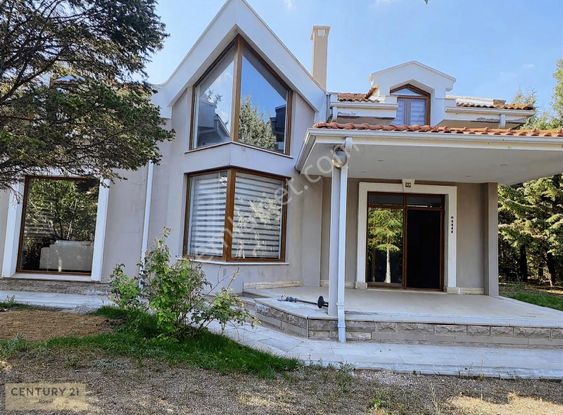 Ballıkpınarı Elit Sitesinde 4+1 Mobilyalı Kiralık Villa