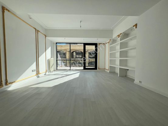 Kiptaş Venezia Mega Kiralık Boş Avm Nnzr. Aylık Ödemeli 123 M2 Teraslı 1+1 Daire