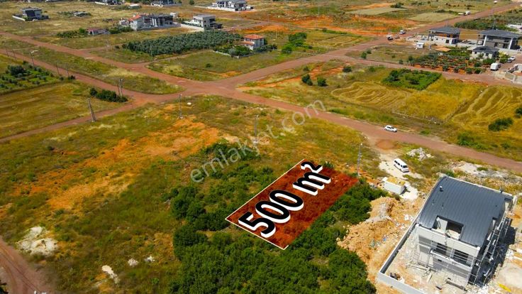 Döşemealtı Altınkale'de 500 M2 Satılık Villa Arsası