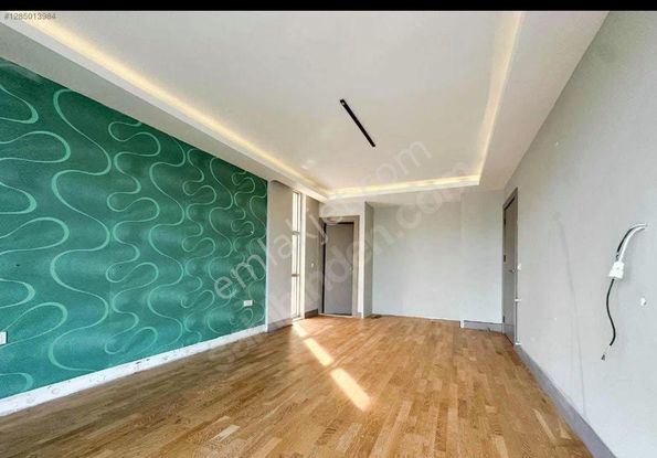 Antalya/manavgatta Novmail E Yakın Denize 2 Km. Sorkunda 3+1site İçinde Mustakil Daire