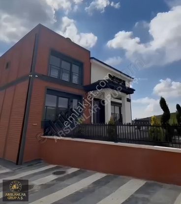 Arslanlar Grup A.ş.'den Pursaklar Sarayın En Güzel Yeridne Villa