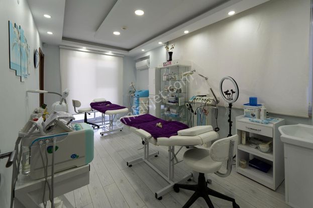 Güllükte Merkezi Konumda Lüks Yüksek Getirili Güzellik Merkezi