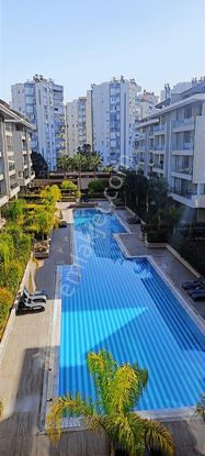 Antalya Konyaaltı Konaklarda Havuzlu Sitede Satılık 3+1 Daire