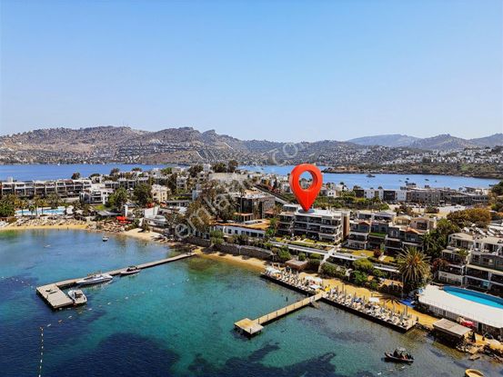 İndirim ! Yalıkavak Tilkicik'te Denize Sıfır Yalı Dairesi