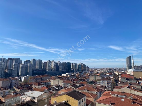 Söğüt Emlak - Soyak Göztepe Sitesi 3+1 Boş Ara Kat Satılık Daire