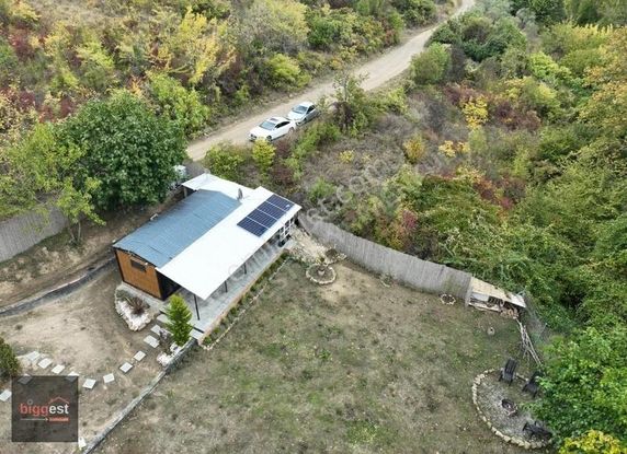 Uçmakdere'de 550 M2 Bağ İçinde Doğayla İçiçe Yaşam Fırsatı