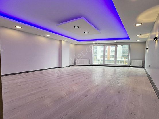 Cadde34 Yapı'dan Eminevime Uygun Pazaryolu Caddesinde 2+1 Acil Satılık Kelepir Balkonlu Arakat Daire