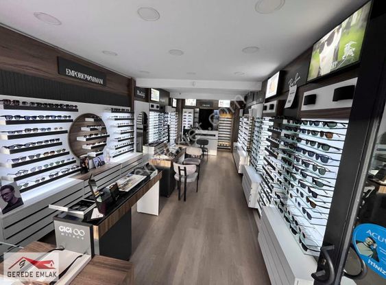 Ana Cadde Üzeri Sürekli Prim Yapan Bögede Fırsat Dükkan