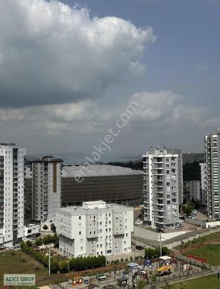 #stad Karşısı Önü Tamamen Açık Manzaralı Satılık 1+1 Daire