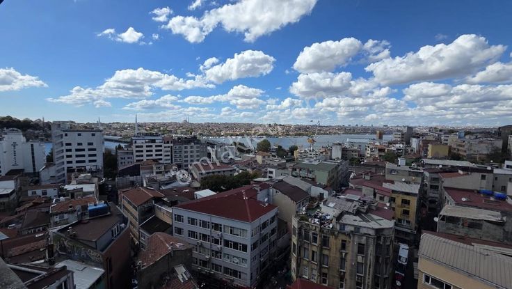 Bankalar Caddesi Prestij İş Merkezinde Kiralık 165 M2 Büro Ofis