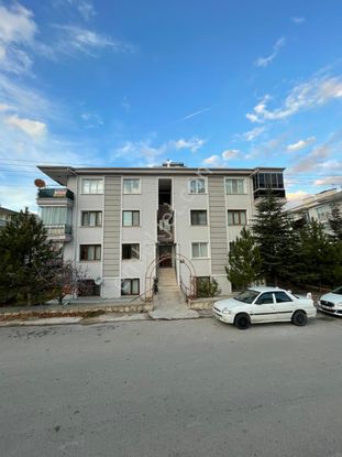 Afyon Üçok Emlaktan Kanlıca Mah Satılık 3+1 Temiz Bakımlı Daire