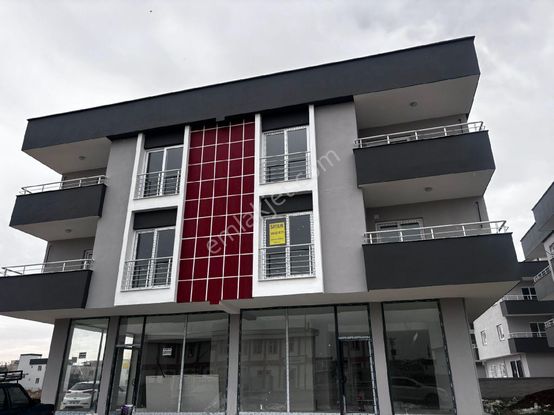 Satılık Daire!!yaramış Mah.site İcerisinde 110 M2 Oturumlu 3+1 Amerikan M.2/1.kat