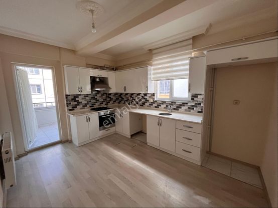 Yağmur Emlak'tan Tekkeköy'de Süper Konum 3+1 Kiralık Daire