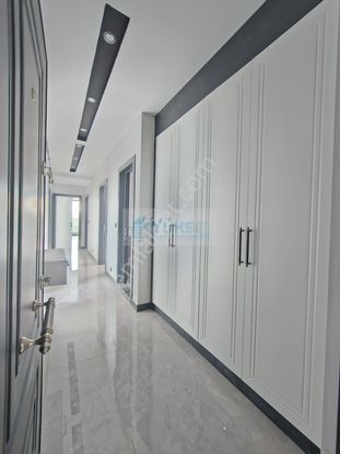 Denizli Şemikler'de 3+1 160 M2 Ebeveyn Banyolu Satılık Fırsat Daire