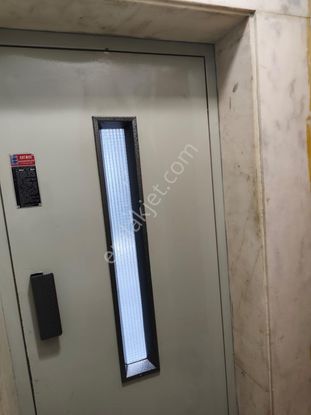 İl Jandarma Karşısında Arakat Asansörlü 2+1 Satılık Daire