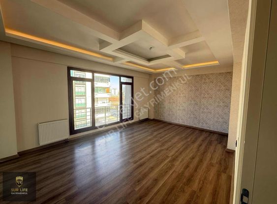 Bağcılar Bölgesi Siverek Caddesi Üzerinde Kiralık Daire