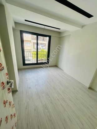 Gırne Mahallesinde Satılık Sıfır 2+0 Daire