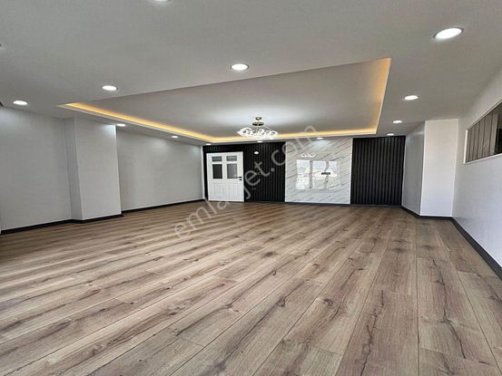 Cadde34'den Ön Cephe Çınar Korupark'ın Dibinde Full Dekorlu Krediye Uygun Çift Balkonlu Daire