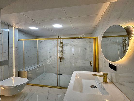 Cadde34'den Eminevim Şartlarına Uygun Sıfır 3+1 Çift Klimalı Özel Tasarımlı Şahane Dairemiz Satışta