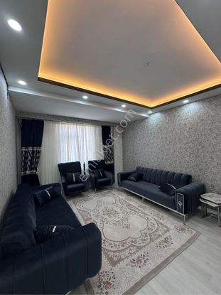 Cadde Üzere 3+1 Fırsat Daire