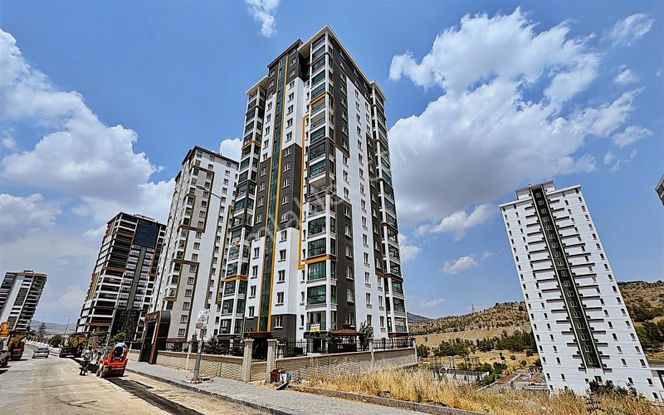 "piyasadan 2 Milyon Uyguna" 0 Site Dairesi 4+1 Teras Balkonlu