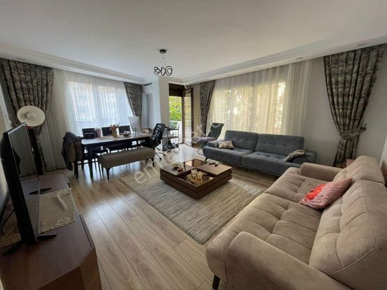 Tek Yetkili,özgürlük Parkına Yakın,katta Tek,2 Balkonlu,3+1daire