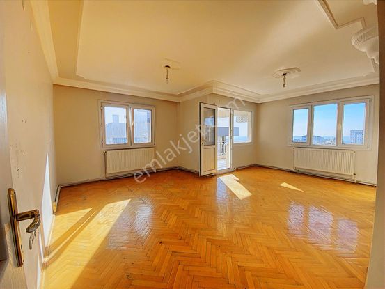 İzmir Çiğli Evka-5'te Kiralık 3+1 Daire Cb Ph