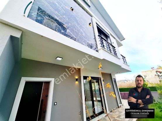 Didimde Satılık 3+1 Sıfır Tripleks Bahçeli Müstakil Villa