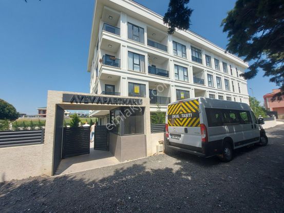 Celaliye'de Deniz Manzaralı Mükemmel 4+2 Prestijli Çatı Dubleksi