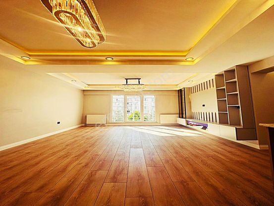 Ercin Yapı'dan Site Bölgesinde Emsalsiz Havuzlu Sitede Daire!!!