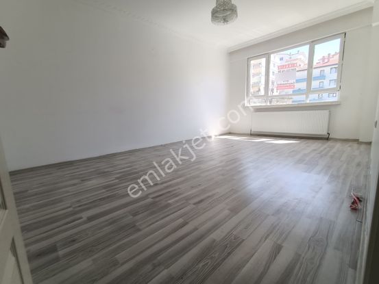 Mamak - Ekin Mahallesinde Kat Konumunda Yüksek Giriş 3+1 Kiralık Daire !!!