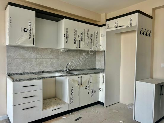 Yüksel'den Tuzcumurat'ta Ön Cephe Doğalgazlı 1+1 Satılık Daire