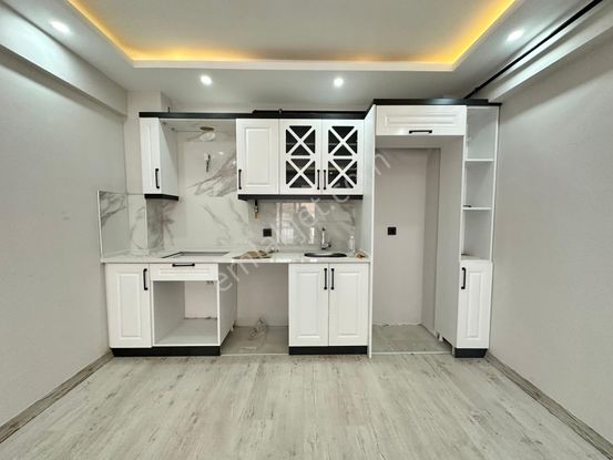 Zeki Emlak'tan Muradiye'de Satılık 1+1 Sıfır Daire