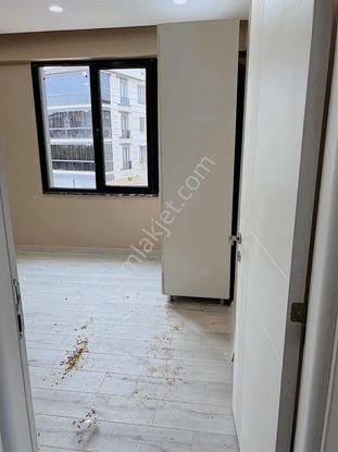 Çorlu Rumeli'de Havuzlu Site İçerisinde 1+1 Satılık Daire