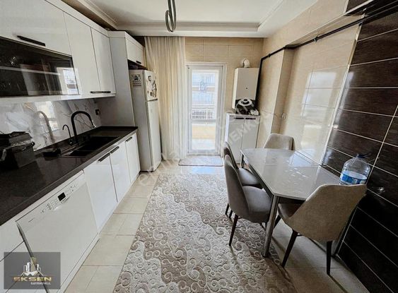 Eksen'den Protokole Yakın 3+1 Ara Katta Ebeveyn Banyolu Daire