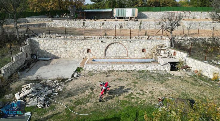 Yazıköyde Satılık Bahçe (kurulu Düzen) Elektrik,su, Taş Duvar