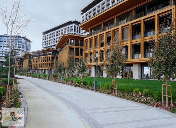 Kobisan Evlerinde Konak Baza Tipi Bahçeli 4+2 Satılık Daire