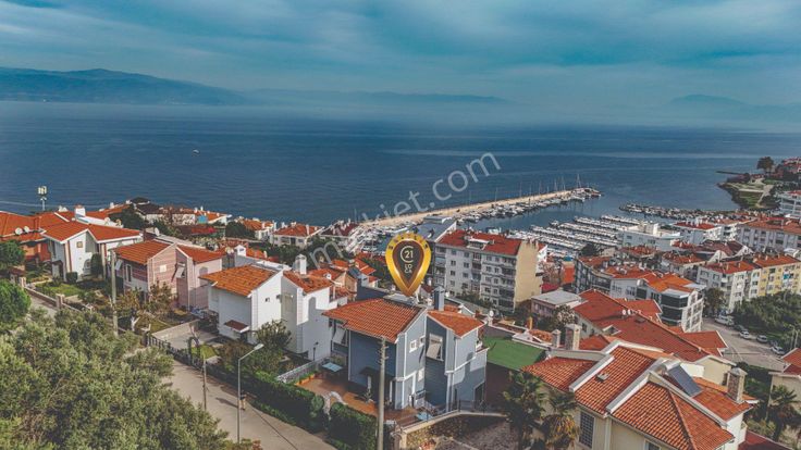 Bursa Mudanya Halitpaşa'da 5,5 +1 Lüks Satılık Villa