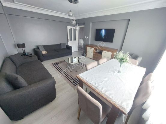 Şeref Emlak Ordu Cad Üzerinde Satılık Daire 5.250.000 Tl