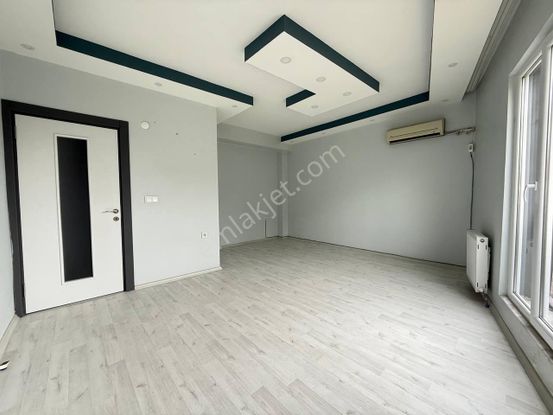 Uytundan Kadıköyde Kapalı Mutfaklı Geniş 1+1 Satılık Lüks Daire