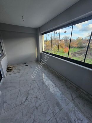 Lider Emlak'tan Bilecik Pazaryeri 2+1 Satılık Full Yapılı Daire