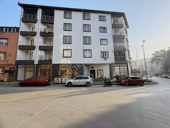 Balnova'dan Başçeşme Mezarlığı Karşısında Kiralık İş Yeri