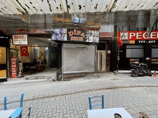 Balnova Gayrimenkulden Milli Kuvvetler Caddesinde Kiralık Dükkan