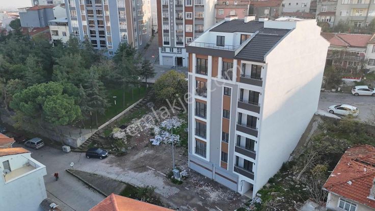 Balnova'dan Merkezi Konumda, Yüksek Yapısal Güvenlikli 2+1 Daire